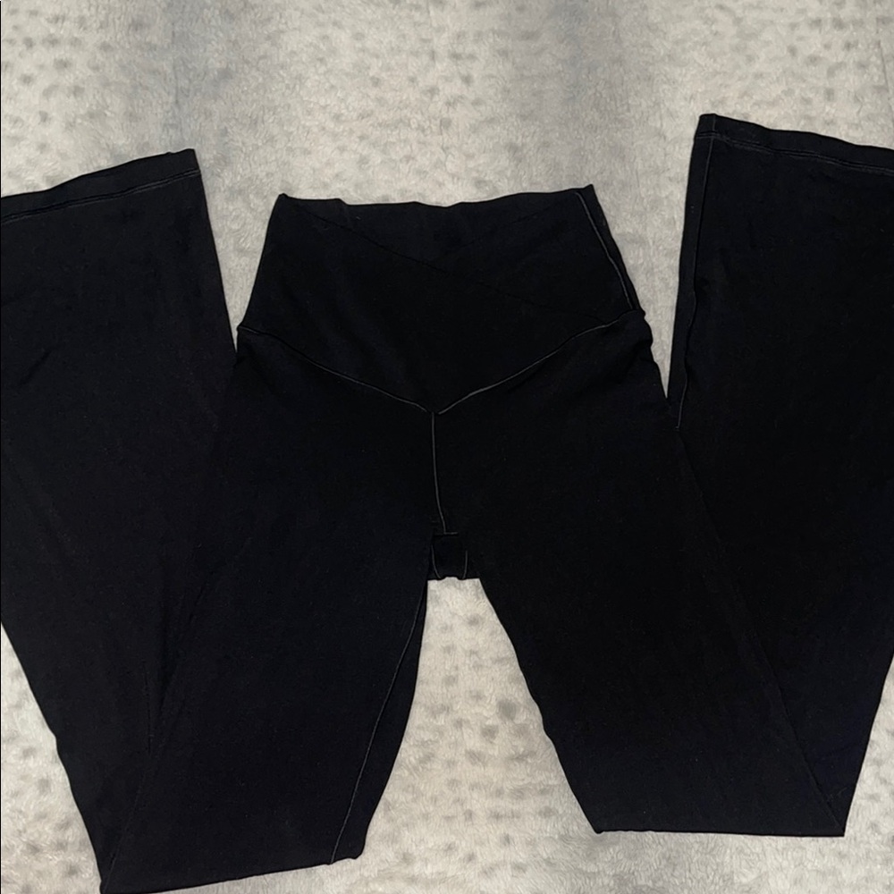 Offline by Aerie Real Me Hi-Rise Cross-Over Flare Leggings